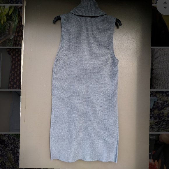 Contemporary Sleeveless Knitted Tunic - Picture 3 of 3